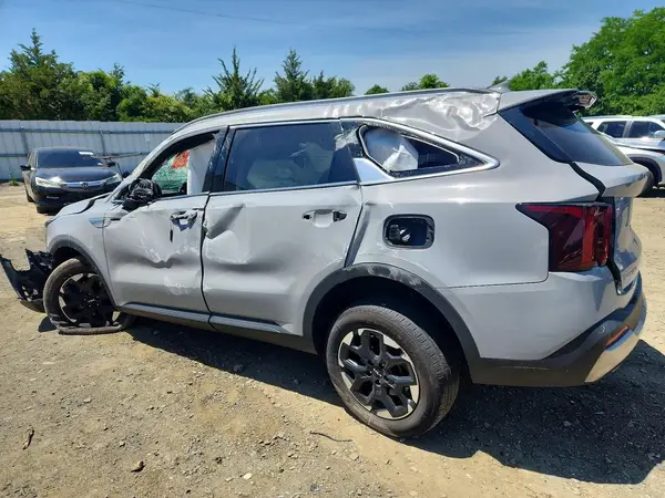 5XYRLDJC0RG286292 2024 KIA SORENTO - Image 2