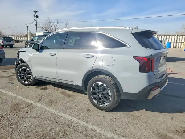 5XYRLDJC0RG294795 2024 KIA SORENTO - Image 2
