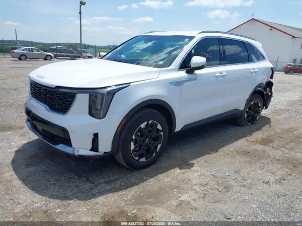 5XYRLDJC0SG310595 2025 KIA SORENTO - Image 2