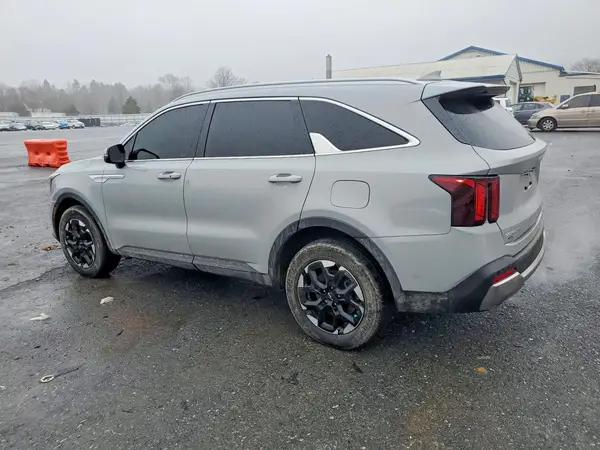 5XYRLDJC0SG328921 2025 KIA SORENTO - Image 2