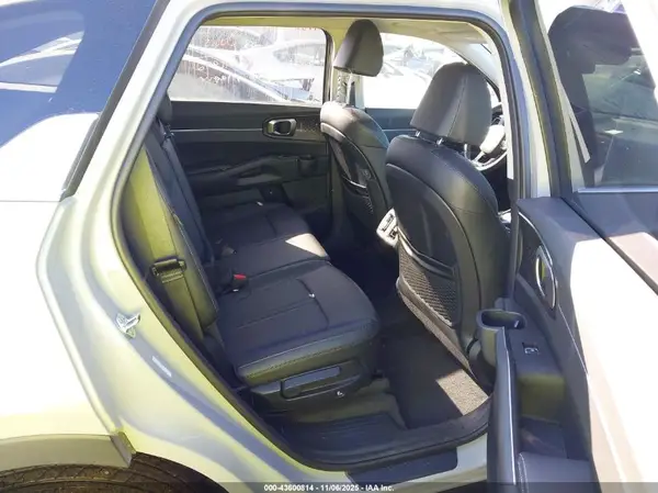5XYRLDJC0SG329857 2025 KIA SORENTO - Image 8