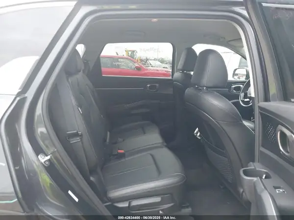 5XYRLDJC1RG254208 2024 KIA SORENTO - Image 8
