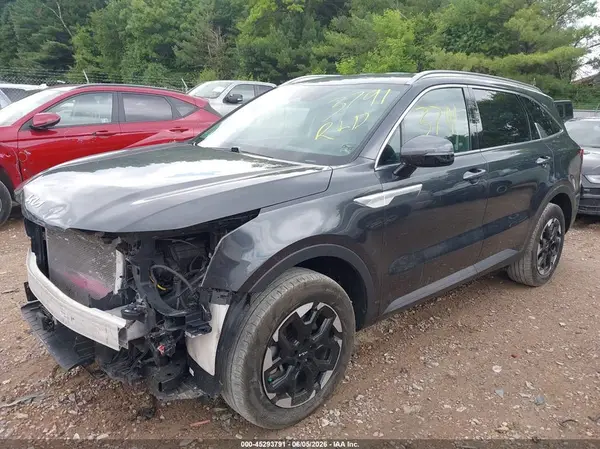 5XYRLDJC1RG256184 2024 KIA SORENTO - Image 2