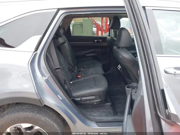 5XYRLDJC1RG282820 2024 KIA SORENTO - Image 8