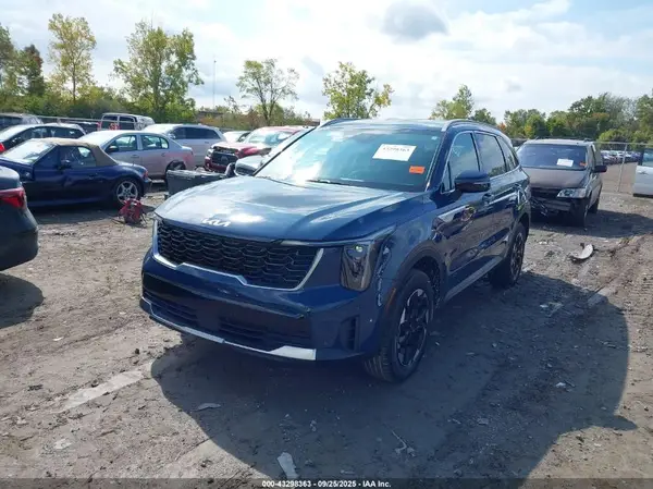 5XYRLDJC3RG256851 2024 KIA SORENTO - Image 2