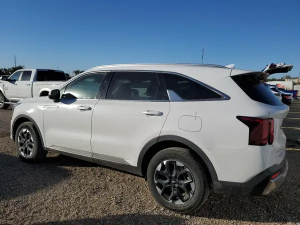 5XYRLDJC3RG257420 2024 KIA SORENTO - Image 2