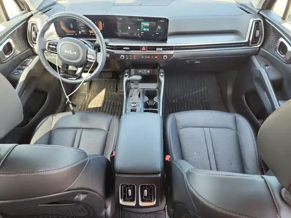5XYRLDJC3RG264402 2024 KIA SORENTO - Image 8