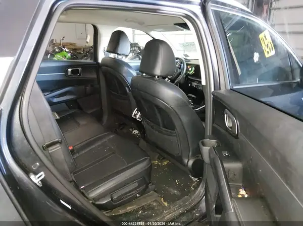 5XYRLDJC3RG281524 2024 KIA SORENTO - Image 8