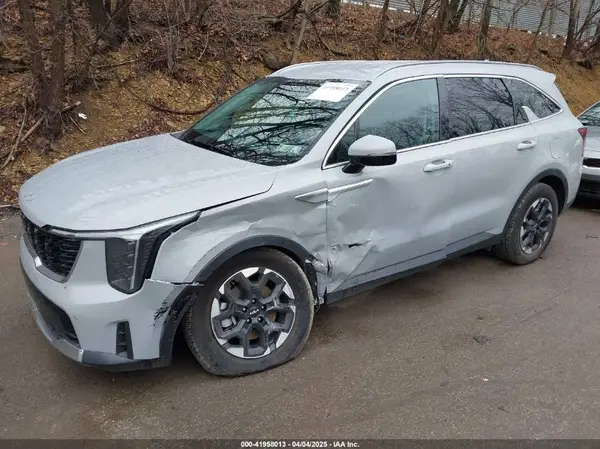 5XYRLDJC3RG300475 2024 KIA SORENTO - Image 2