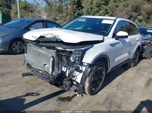 5XYRLDJC3SG383640 2025 KIA SORENTO - Image 2