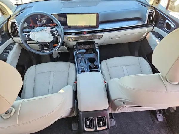 5XYRLDJC3SG392032 2025 KIA SORENTO - Image 8