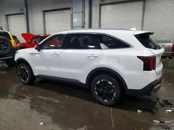 5XYRLDJC3SG397022 2025 KIA SORENTO - Image 2
