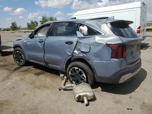 5XYRLDJC4RG258866 2024 KIA SORENTO - Image 2