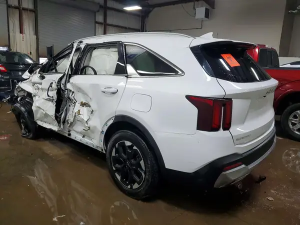 5XYRLDJC4RG286893 2024 KIA SORENTO - Image 2