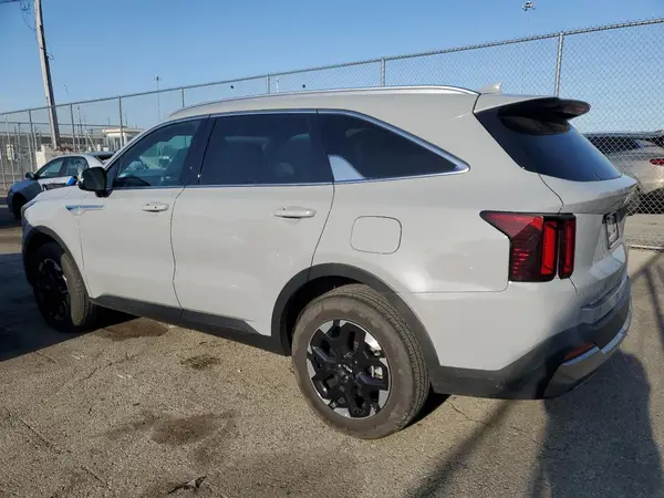 5XYRLDJC5RG289186 2024 KIA SORENTO - Image 2