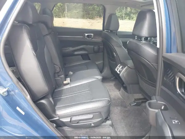 5XYRLDJC6SG327675 2025 KIA SORENTO - Image 8