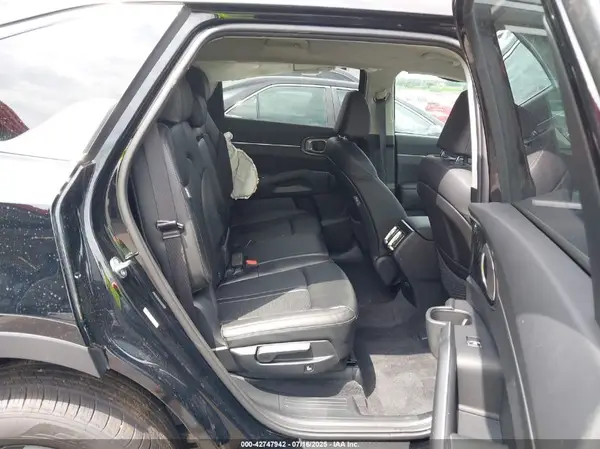 5XYRLDJC6SG386001 2025 KIA SORENTO - Image 8