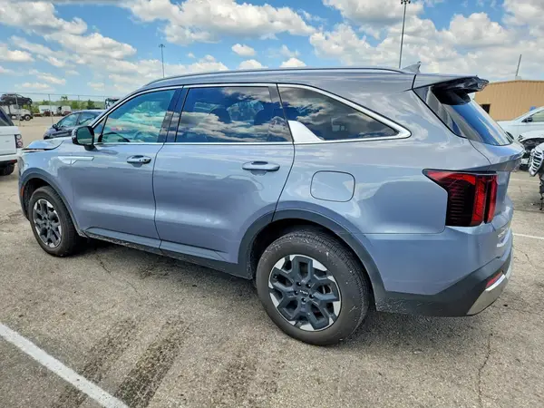 5XYRLDJC7RG268629 2024 KIA SORENTO - Image 2