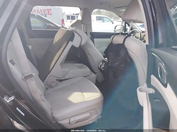 5XYRLDJC7RG270445 2024 KIA SORENTO - Image 8