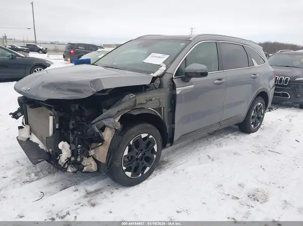 5XYRLDJC7RG281767 2024 KIA SORENTO - Image 2