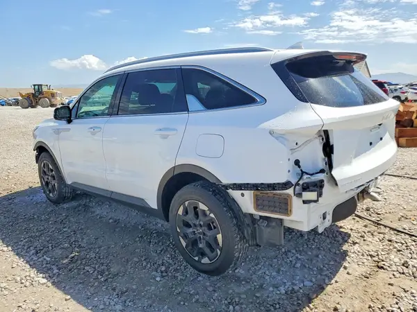 5XYRLDJC8RG256442 2024 KIA SORENTO - Image 2