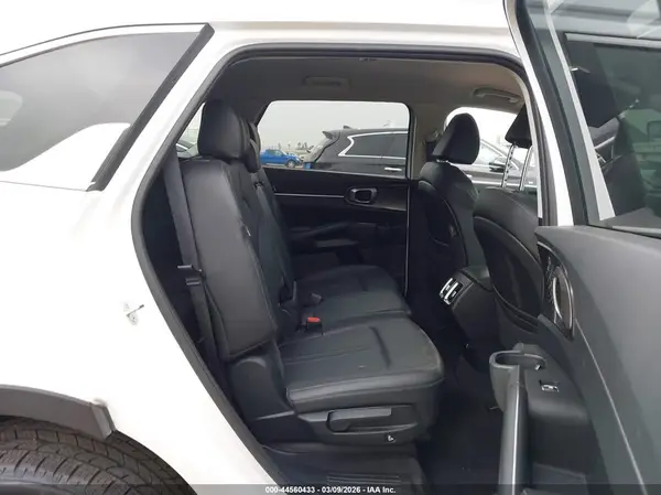 5XYRLDJC8RG276027 2024 KIA SORENTO - Image 8