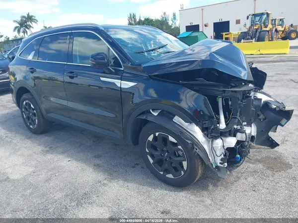 5XYRLDJC8RG292373 2024 KIA SORENTO - Image 1