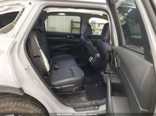 5XYRLDJC8SG320744 2025 KIA SORENTO - Image 8