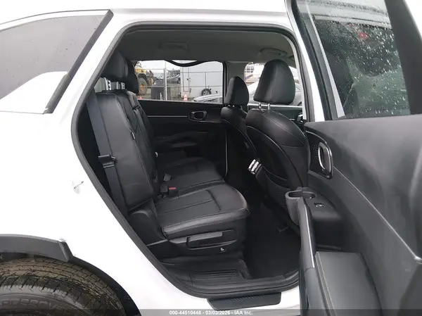 5XYRLDJC9RG262914 2024 KIA SORENTO - Image 8