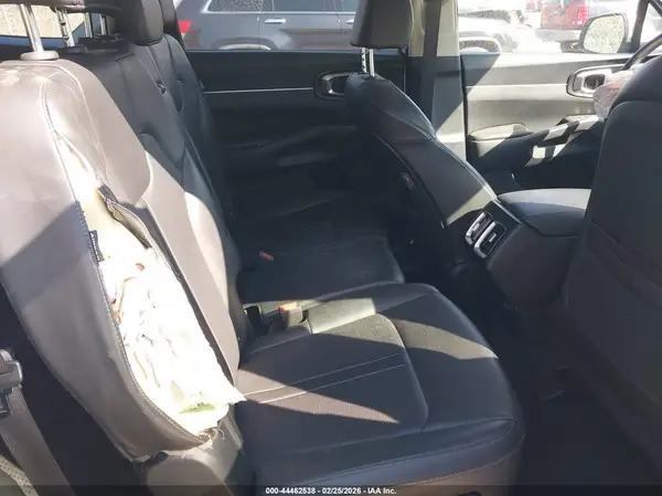 5XYRLDJCXRG261948 2024 KIA SORENTO - Image 8