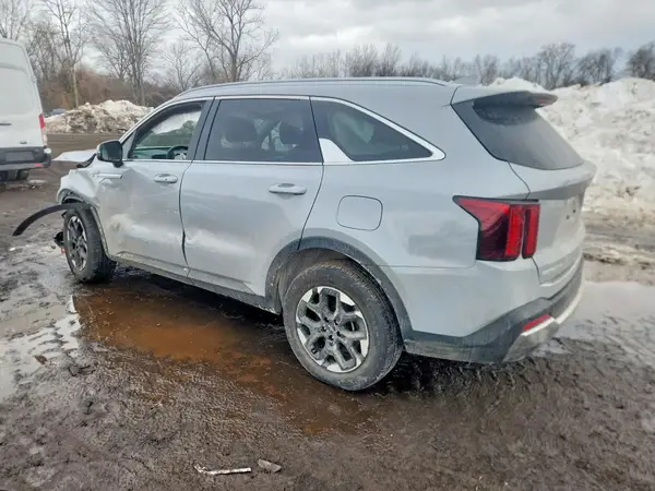 5XYRLDJCXRG270553 2024 KIA SORENTO - Image 2