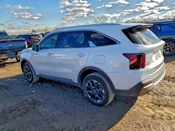 5XYRLDJCXSG357651 2025 KIA SORENTO - Image 2