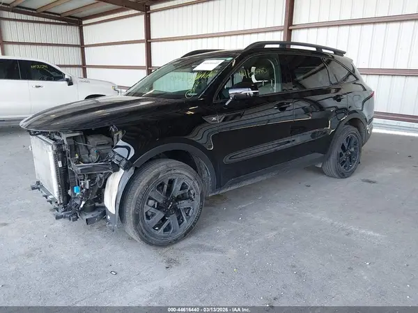 5XYRLDLC0PG245784 2023 KIA SORENTO - Image 2