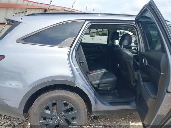 5XYRLDLC1MG002044 2021 KIA SORENTO - Image 8