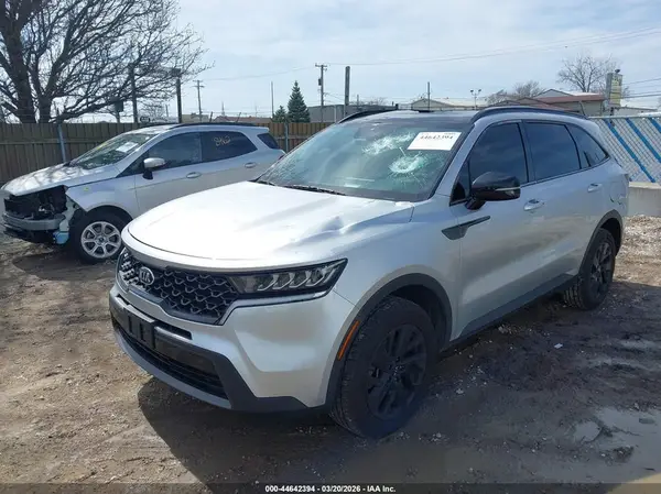 5XYRLDLC1MG060347 2021 KIA SORENTO - Image 2