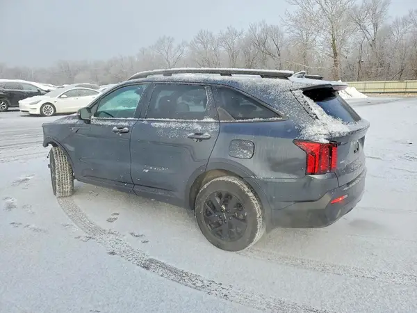 5XYRLDLC1NG085041 2022 KIA SORENTO - Image 2