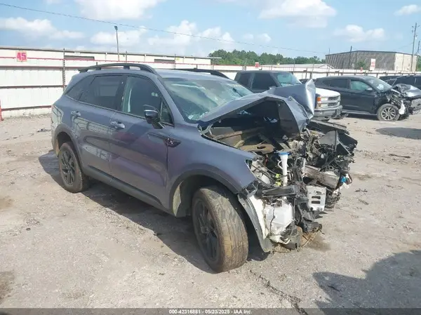 5XYRLDLC1NG105322 2022 KIA SORENTO - Image 1