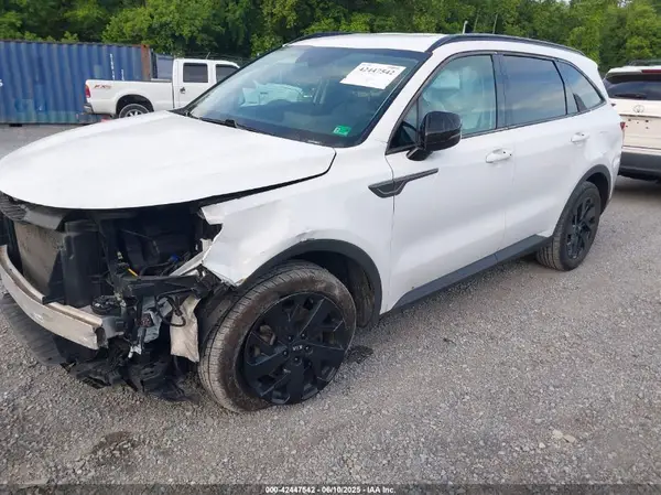 5XYRLDLC2MG006782 2021 KIA SORENTO - Image 2
