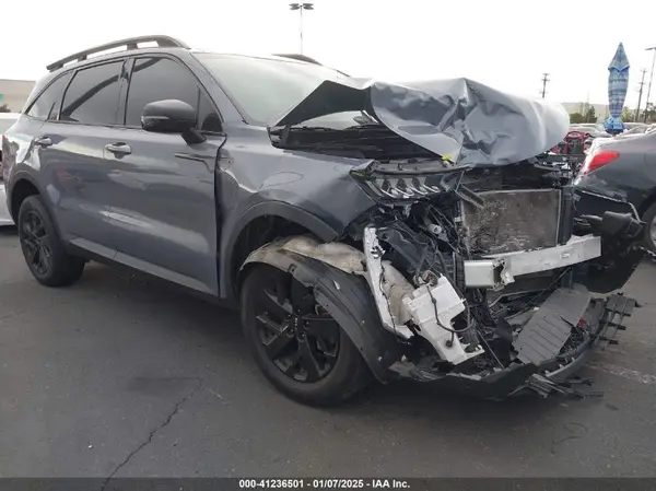 5XYRLDLC2NG127393 2022 KIA SORENTO - Image 1