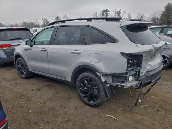 5XYRLDLC2NG138572 2022 KIA SORENTO - Image 2