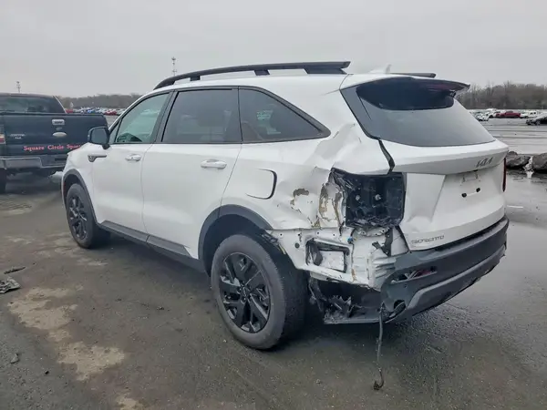 5XYRLDLC2PG203164 2023 KIA SORENTO - Image 2