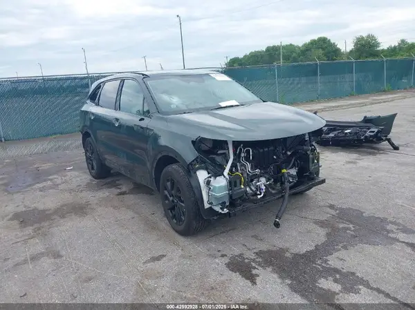 5XYRLDLC2PG227531 2023 KIA SORENTO - Image 1