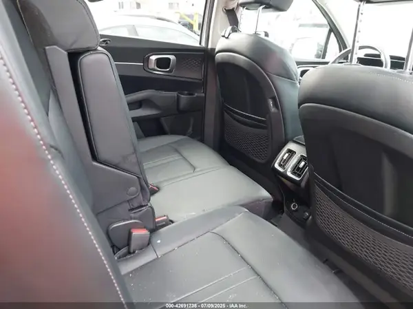 5XYRLDLC3MG018326 2021 KIA SORENTO - Image 8