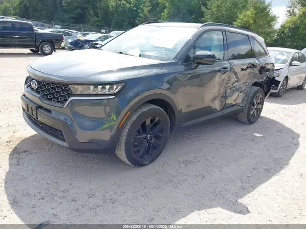 5XYRLDLC3MG036163 2021 KIA SORENTO - Image 2