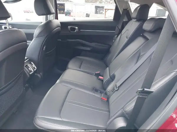 5XYRLDLC3MG037992 2021 KIA SORENTO - Image 8