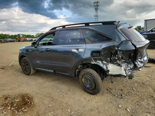 5XYRLDLC3NG130643 2022 KIA SORENTO - Image 2