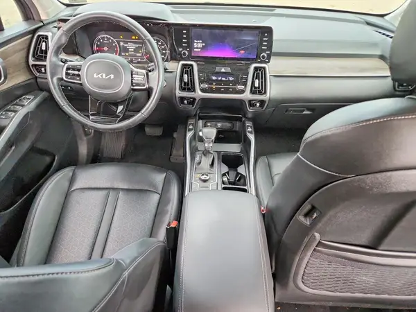 5XYRLDLC3NG130643 2022 KIA SORENTO - Image 8