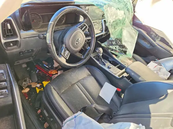 5XYRLDLC4MG001793 2021 KIA SORENTO - Image 8