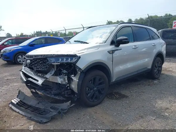 5XYRLDLC4MG007285 2021 KIA SORENTO - Image 2