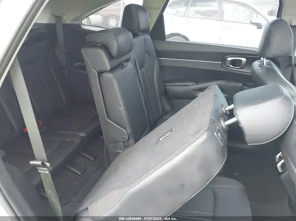5XYRLDLC4MG007285 2021 KIA SORENTO - Image 8
